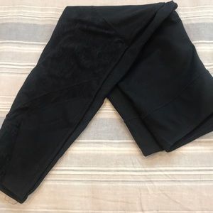 Fabletics lacy leg leggings